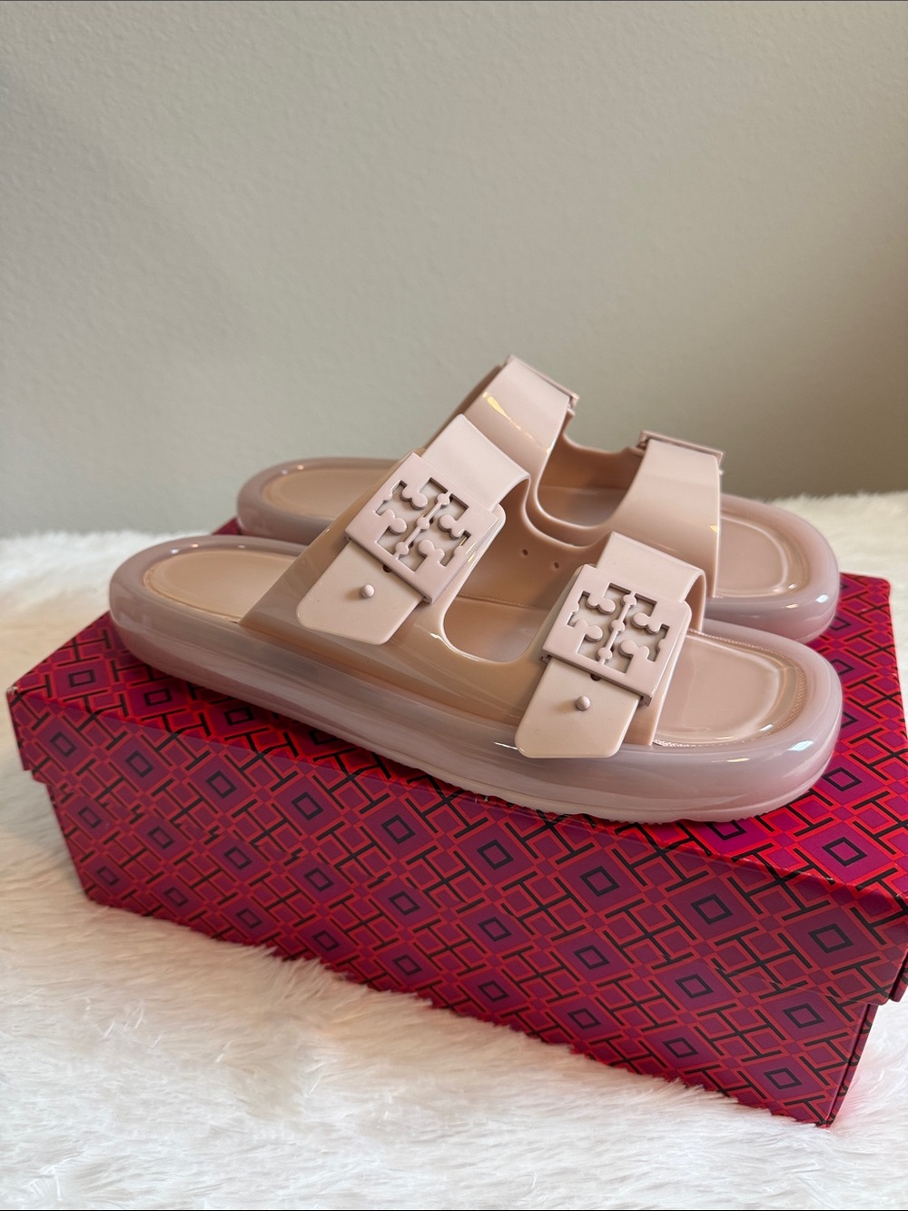 Tory Burch Buckle Bubble Jelly